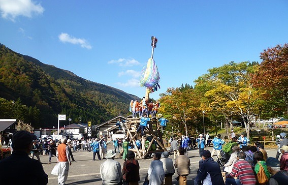 11月【南砺市】③伝統行事「石かち」の再現.jpg